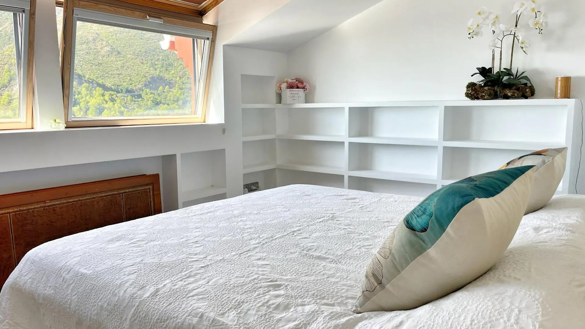 Ojen Penthouse Apartman Spanyolország